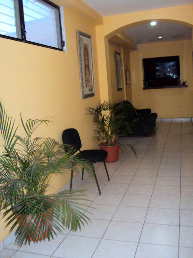 El Ejecutivo Aparthotel ซิวดัด โอเบรกอน ภายนอก รูปภาพ